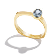 Load image into Gallery viewer, Grey Sapphire Piazza Ring