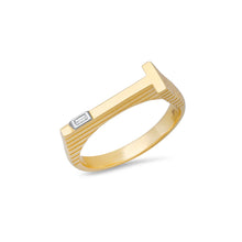 Load image into Gallery viewer, Ribbed Initial Ring