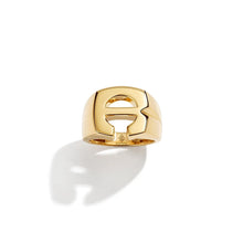 Load image into Gallery viewer, Splendente Letter Ring