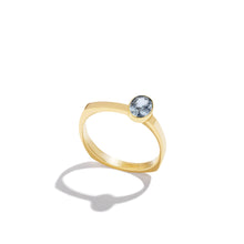 Load image into Gallery viewer, Grey Sapphire Piazza Ring