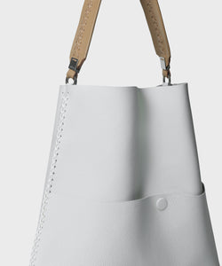 Slim M Tote in Jasmin Grained Leather