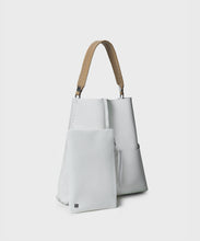 Load image into Gallery viewer, Slim M Tote in Jasmin Grained Leather